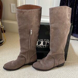 UGG Gray Daley Gracen Suede Tall Riding Boots 8